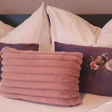 מלון Rosengaertli Leissigen